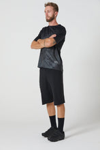 Load image into Gallery viewer, A sapatilha de mountain bike XC Vortek Explorer é ideal para quem procura uma sapatilha MTB leve e de alto rendimento. Elas são fabricadas para te manter confortável em trilhas longas e duras, além de fornecer excelente transferência de força. Compatível com qualquer taco tipo SPD.